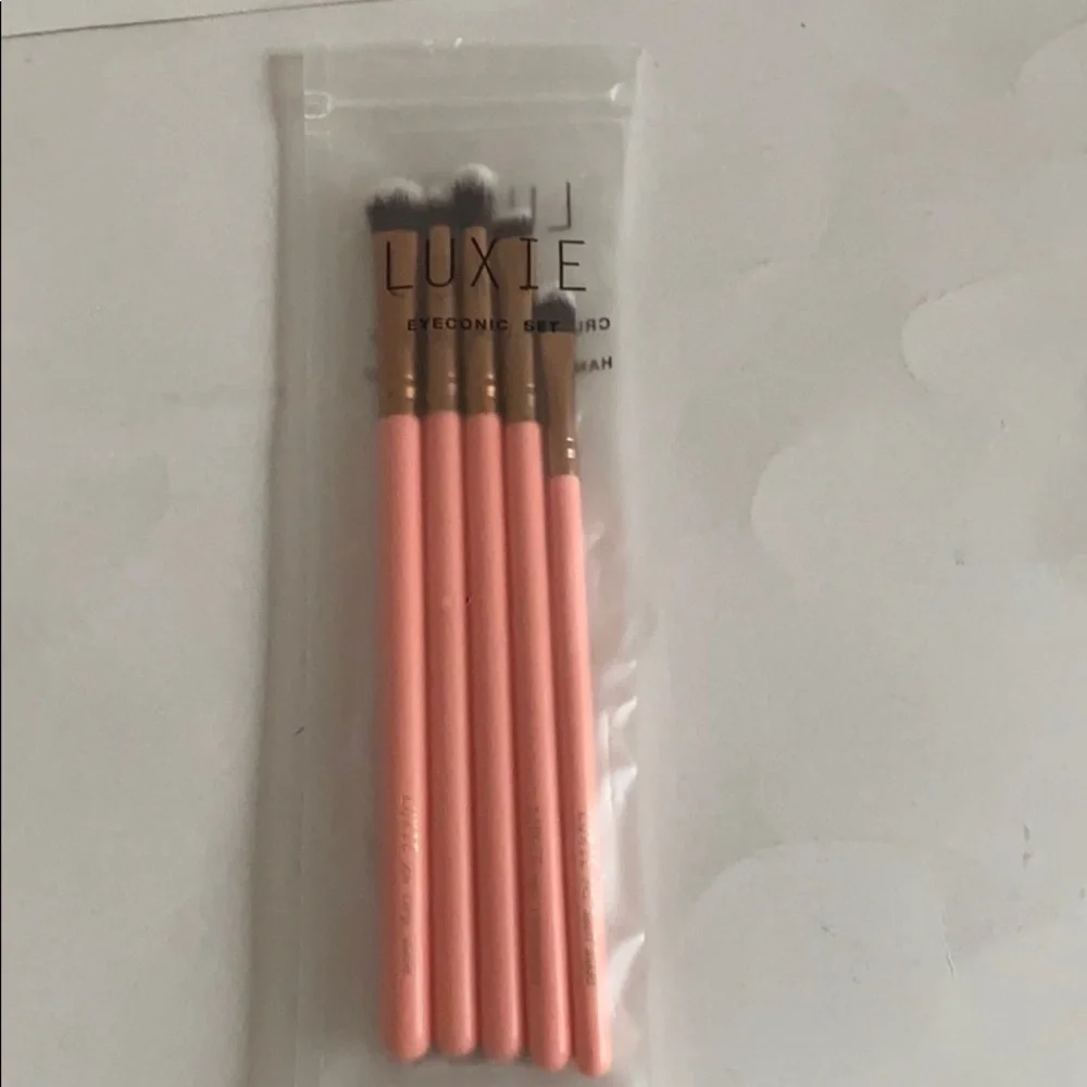 LUXIE EYECONIC EYE BRUSH SET ROSE GOLD $45 NIP